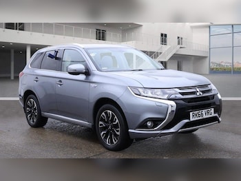 Used Mitsubishi Outlander 2016 for sale - 76537995: Photo