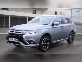 Used Mitsubishi Outlander 2016 for sale - 76537995: Photo