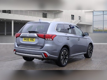 Used Mitsubishi Outlander 2016 for sale - 76537995: Photo