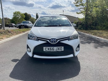 Used Toyota Yaris 2016 for sale - 79726704: Photo