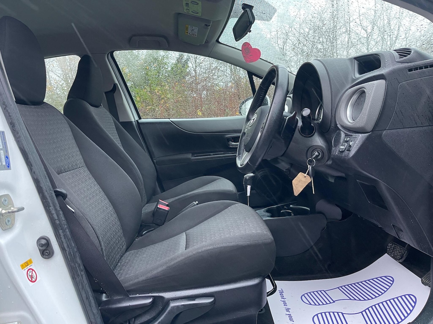 Used Toyota Yaris 2013 for sale - 76927014: Photo 14