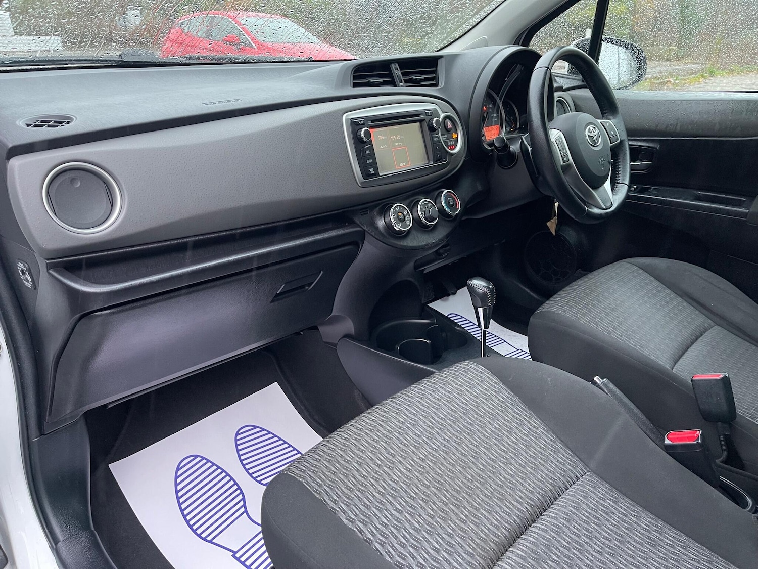 Used Toyota Yaris 2013 for sale - 76927014: Photo 8