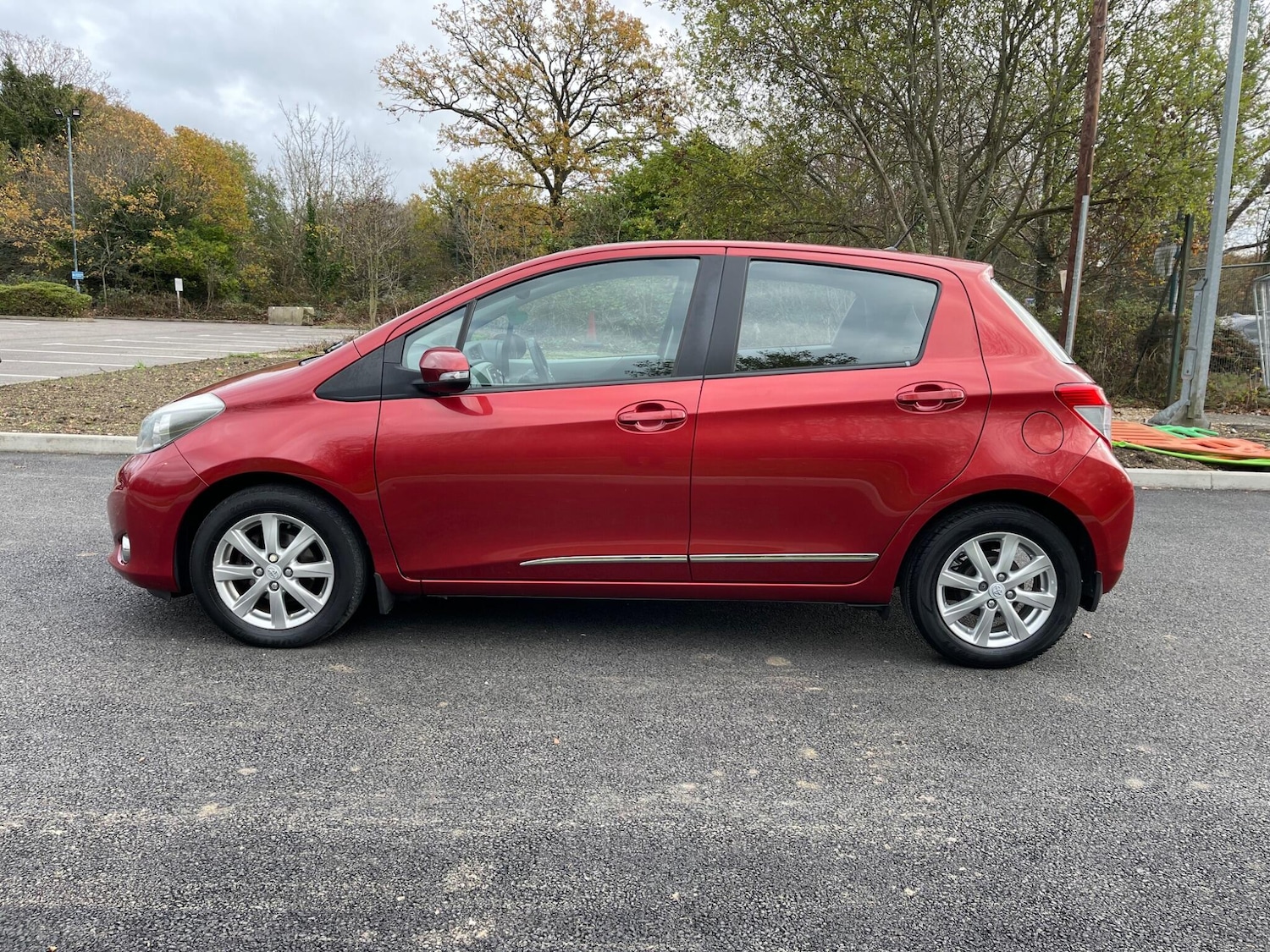 Used Toyota Yaris for sale - 76727440: Photo 17