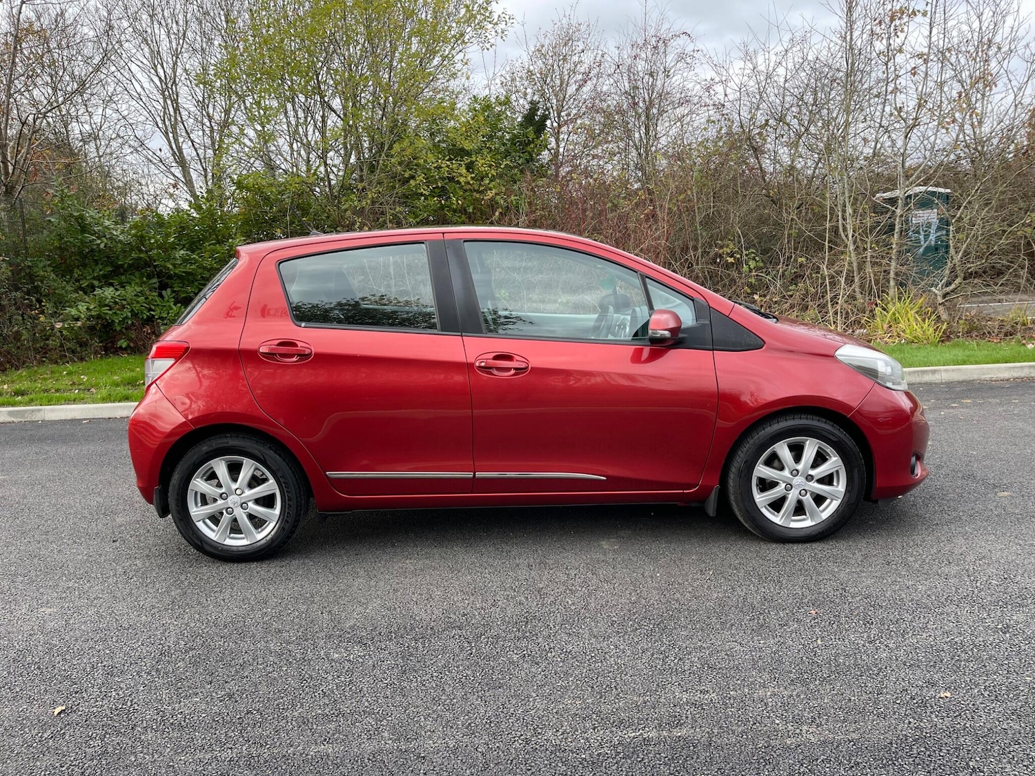 Used Toyota Yaris for sale - 76727440: Photo 18