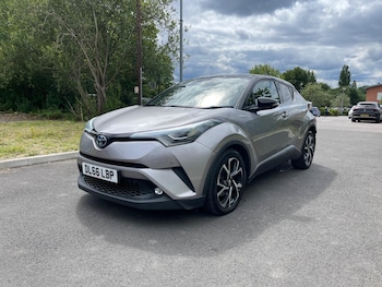 Used Toyota C-HR 2017 for sale - 79092789: Photo