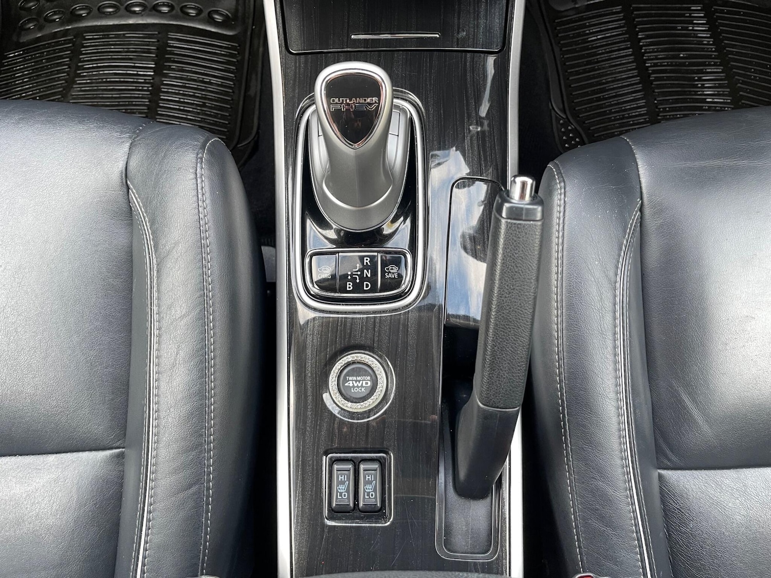 Used Mitsubishi Outlander 2016 for sale - 76597178: Photo 11