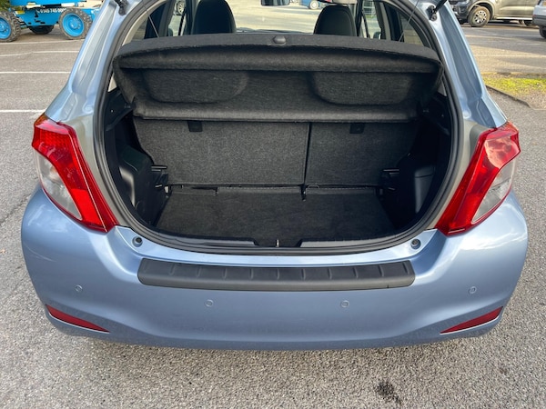 Used Toyota Yaris 2012 for sale - 76188441: Photo 17