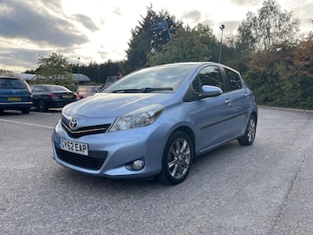Used Toyota Yaris 2012 for sale - 76188441: Photo 3