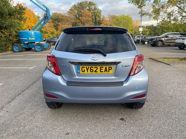 Used Toyota Yaris 2012 for sale - 76188441: Photo 5