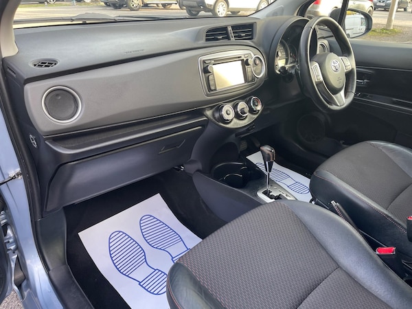 Used Toyota Yaris 2012 for sale - 76188441: Photo 8