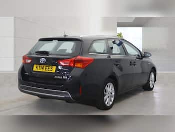 Used Toyota Auris 2014 for sale - 79741117: Photo