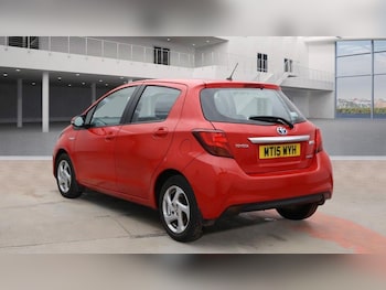 Used Toyota Yaris 2015 for sale - 77478948: Photo