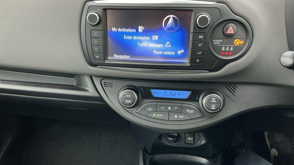 Used Toyota Yaris 2015 for sale - 77478948: Photo 9