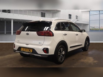 Used Kia Niro 2020 for sale - 76539046: Photo