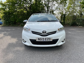 Used Toyota Yaris 2013 for sale - 75430843: Photo