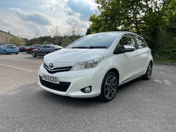 Used Toyota Yaris 2013 for sale - 75430843: Photo