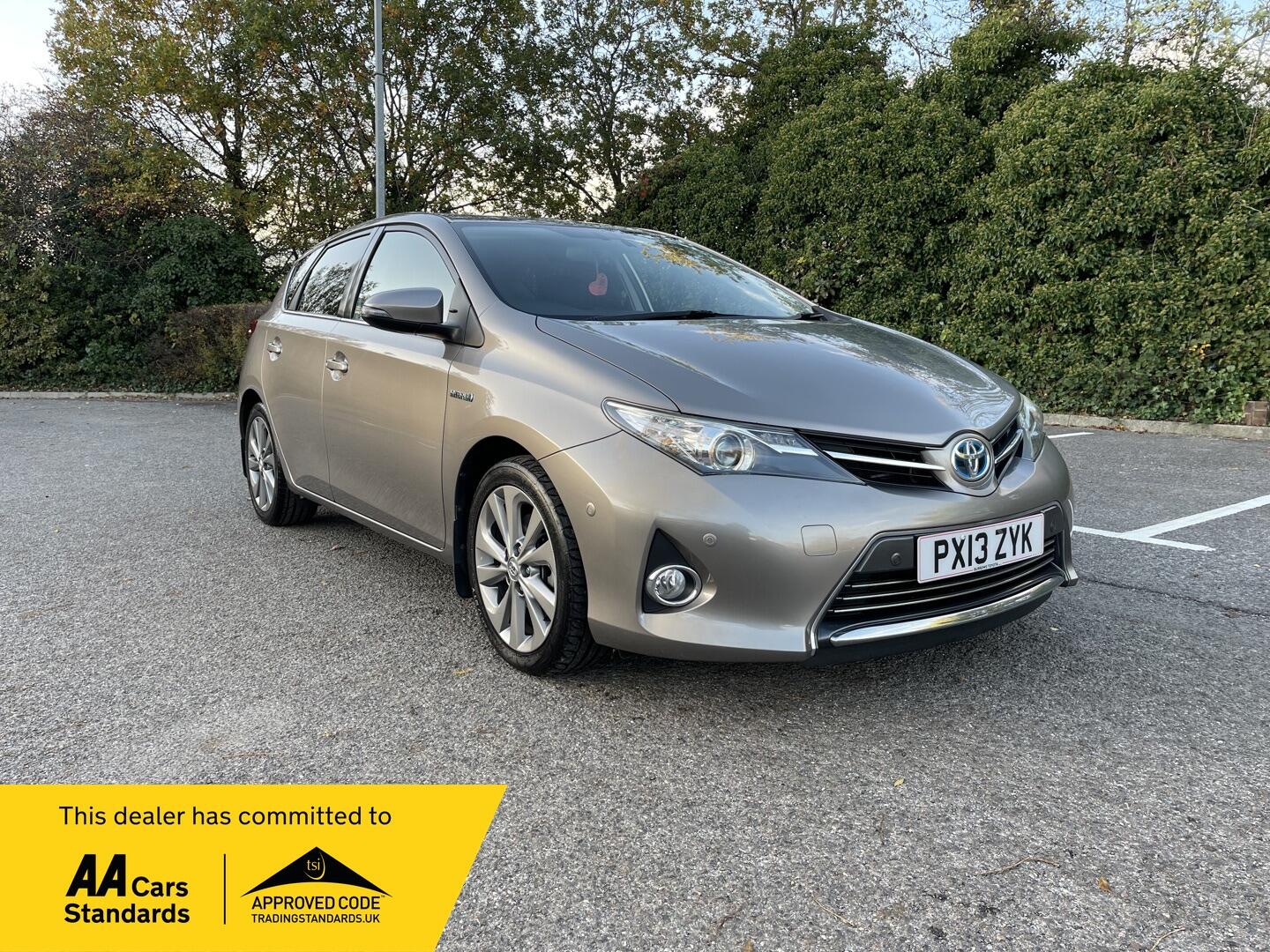 Used Toyota Auris 2013 for sale - 76360753: Photo 1