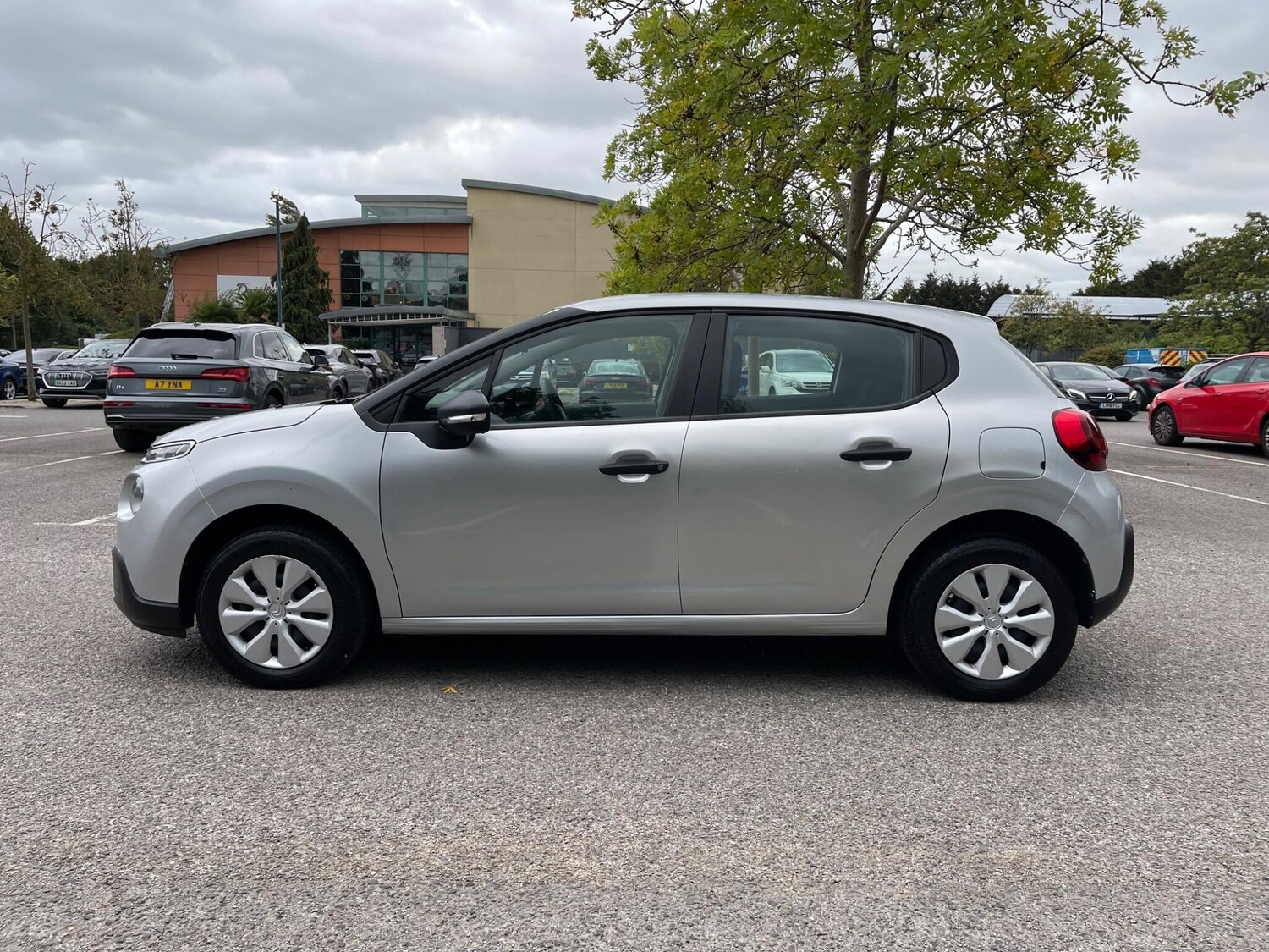 Used Citroen C3 2017 for sale - 76109743: Photo 17