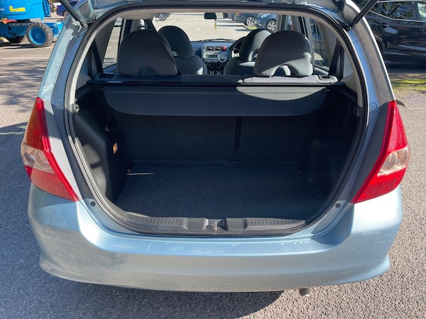 Used Honda Jazz 2008 for sale - 76175509: Photo 16