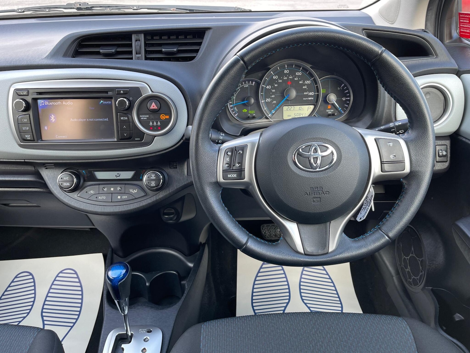 Used Toyota Yaris 2013 for sale - 77538071: Photo 11