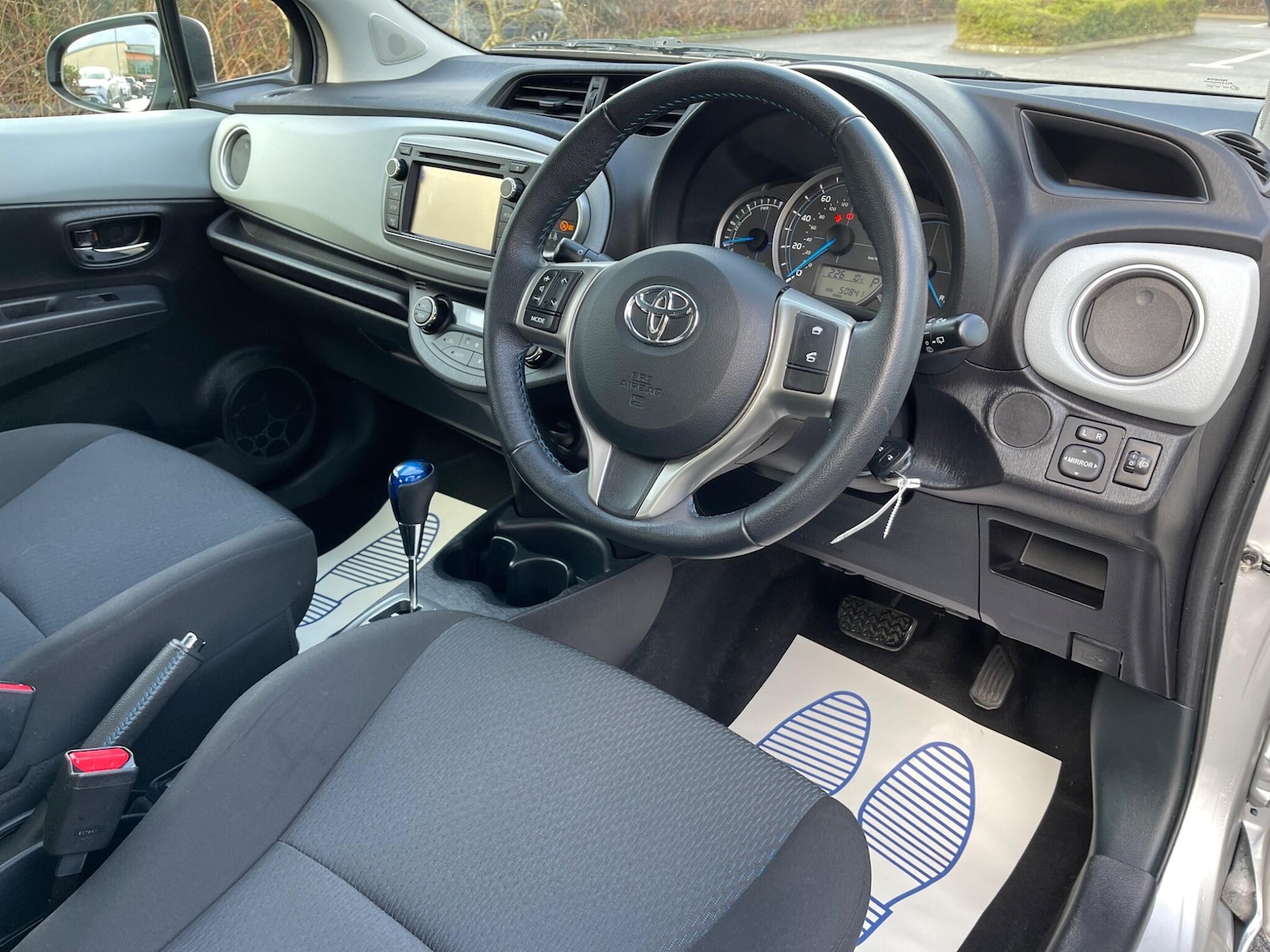 Used Toyota Yaris 2013 for sale - 77538071: Photo 7