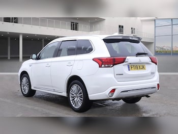 Used Mitsubishi Outlander 2019 for sale - 77119758: Photo