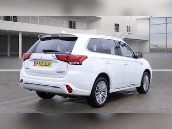Used Mitsubishi Outlander 2019 for sale - 77119758: Photo