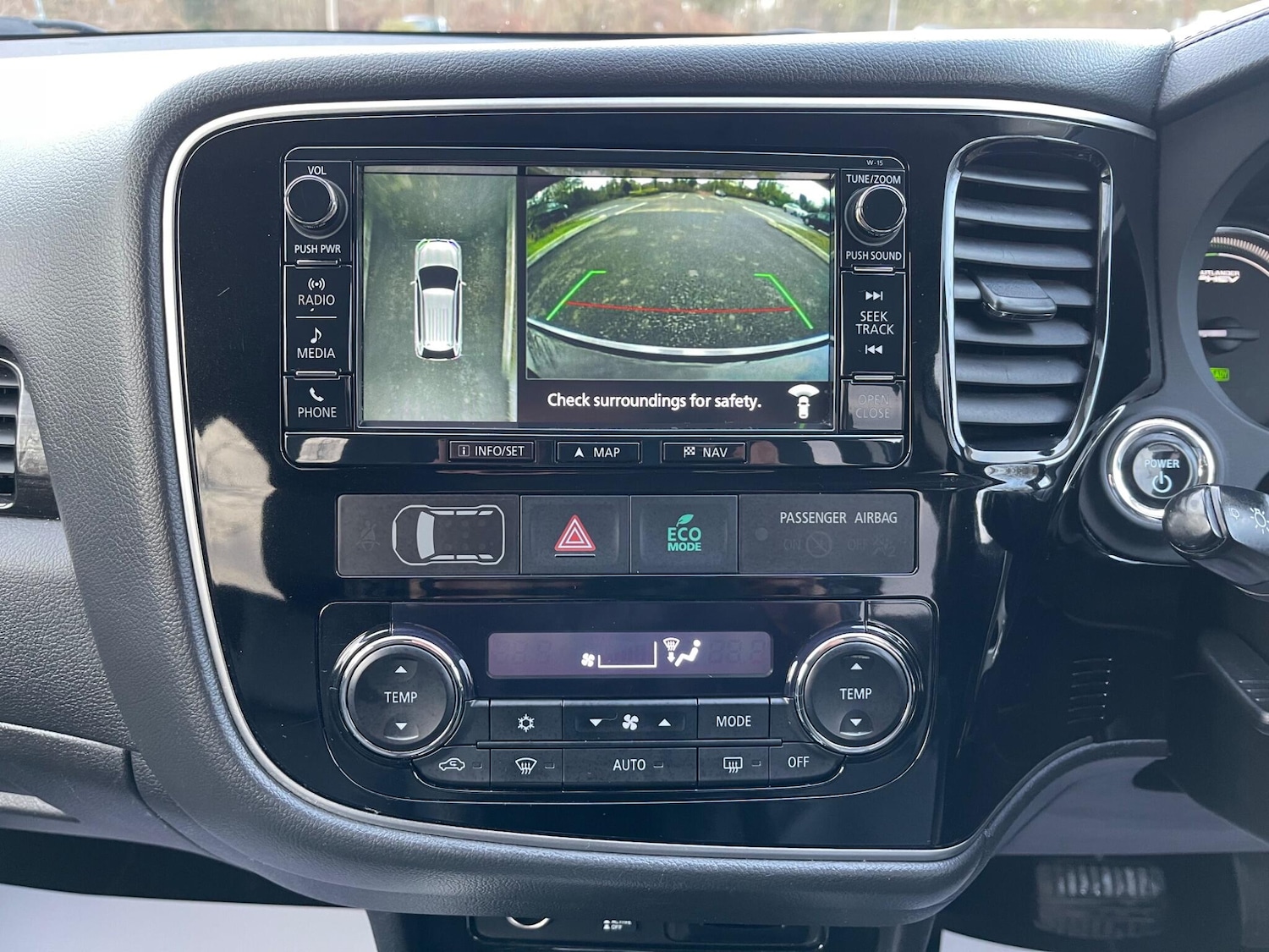 Used Mitsubishi Outlander 2016 for sale - 77386806: Photo 10