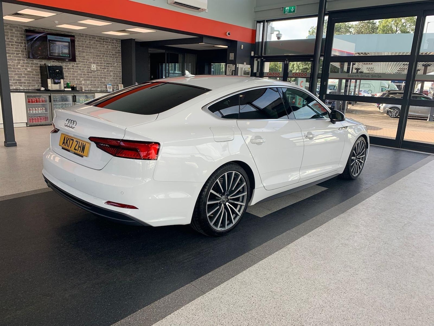 Used Audi A5 2017 for sale - 78047297: Photo 3