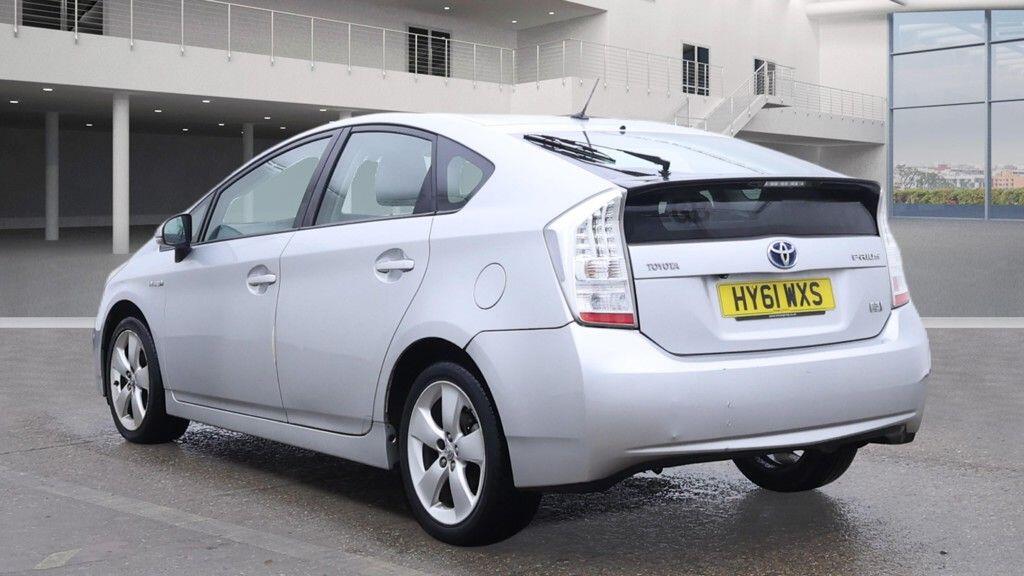 Used Toyota Prius 2011 for sale - 77425061: Photo 3