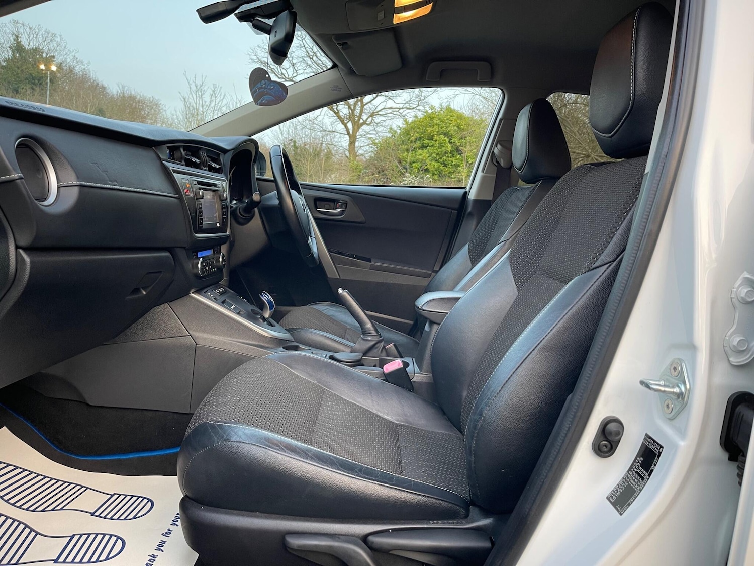 Used Toyota Auris for sale - 77893100: Photo 15