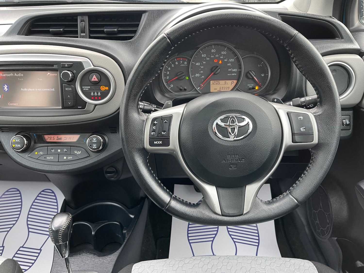 Used Toyota Yaris for sale - 77267447: Photo 10