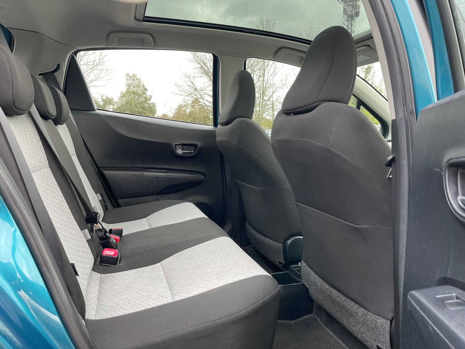 Used Toyota Yaris for sale - 77267447: Photo 16