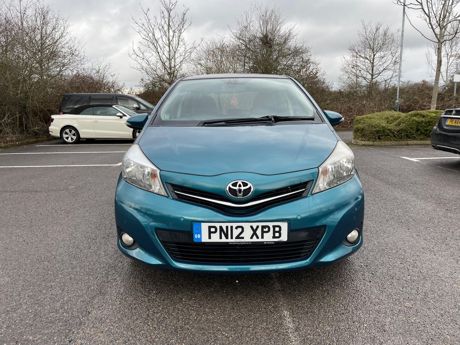 Used Toyota Yaris for sale - 77267447: Photo 2