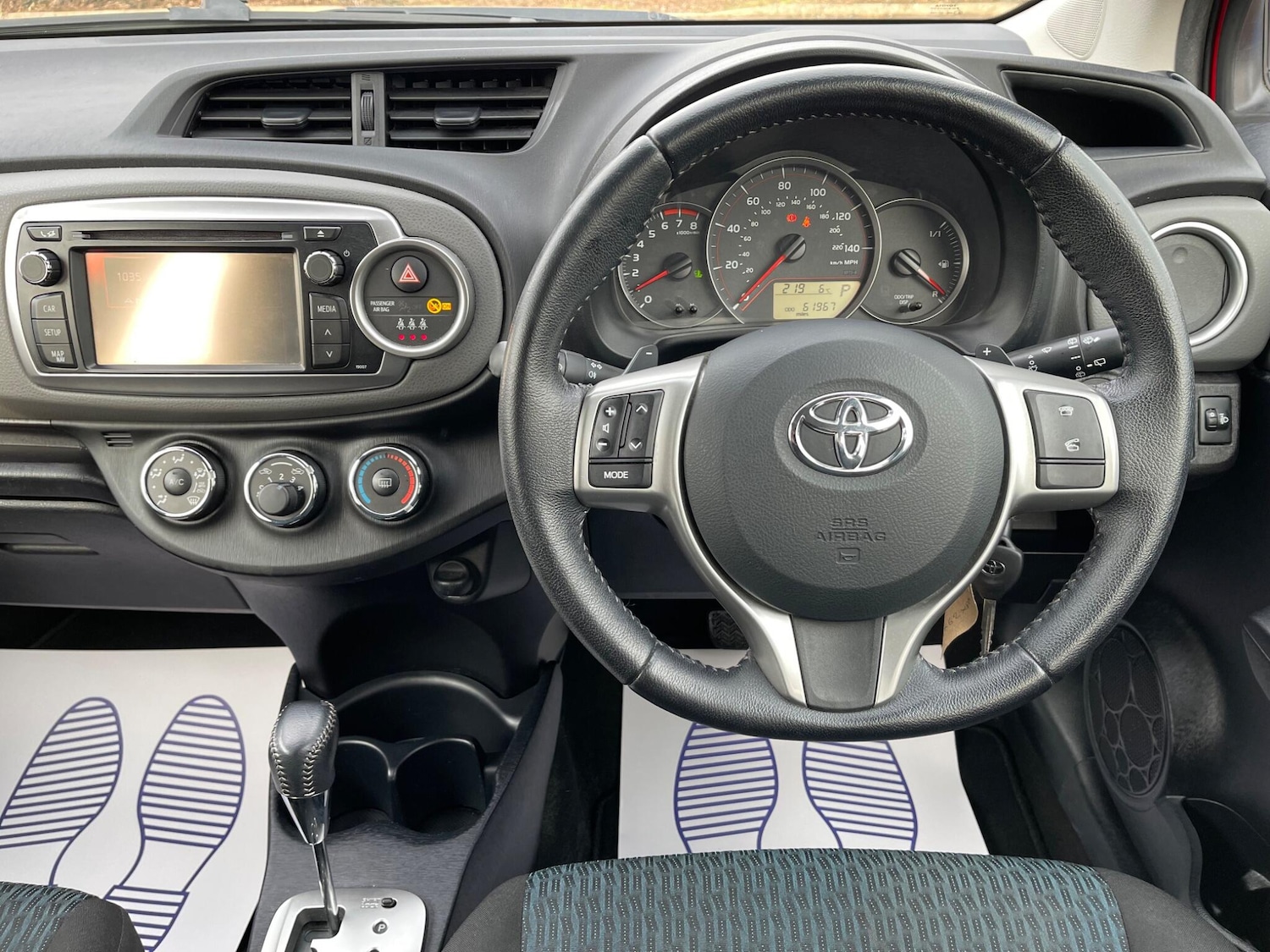 Used Toyota Yaris 2012 for sale - 77321017: Photo 10