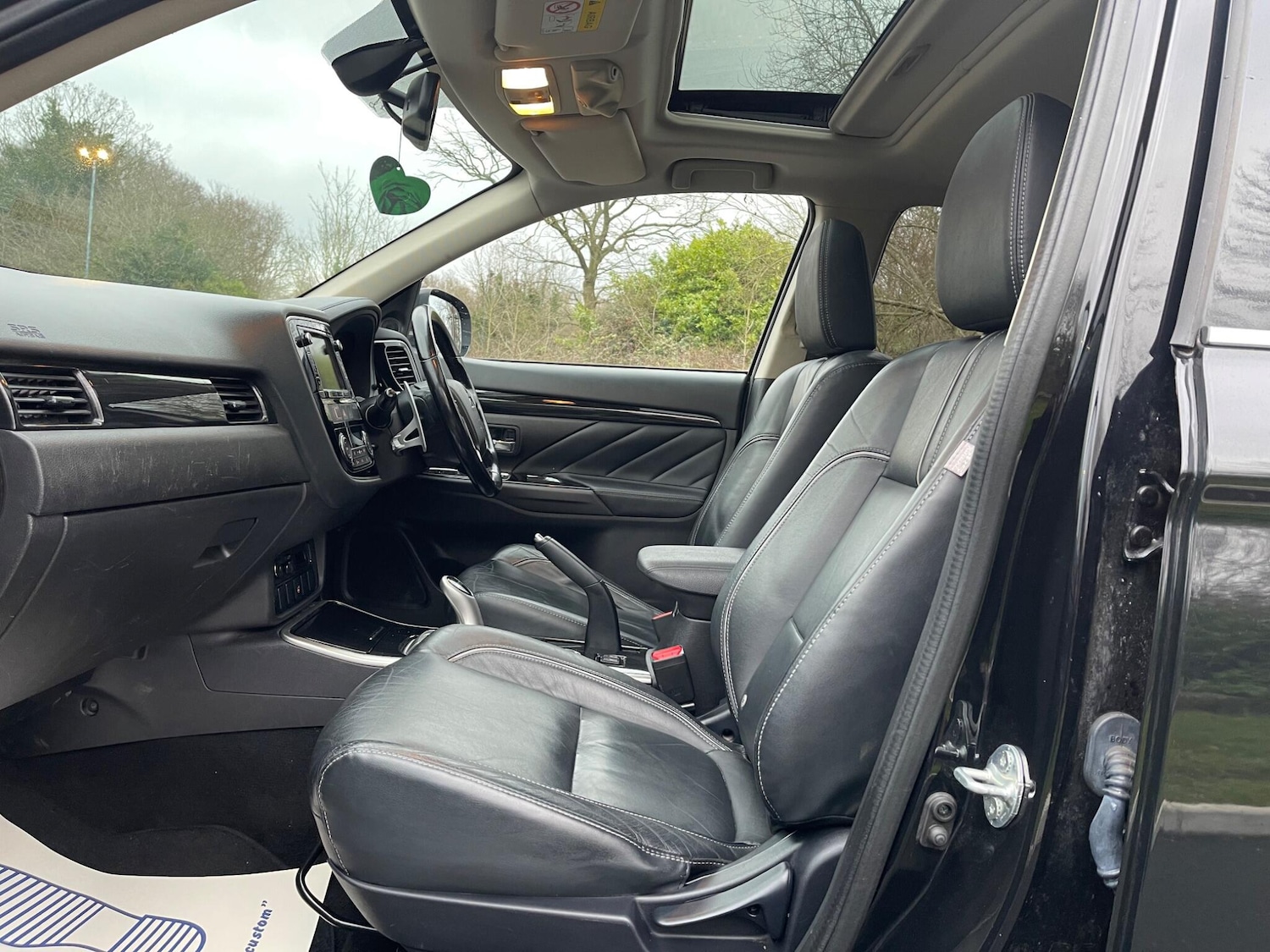 Used Mitsubishi Outlander 2016 for sale - 77612304: Photo 14