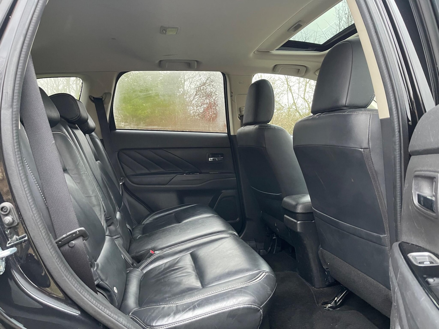 Used Mitsubishi Outlander 2016 for sale - 77612304: Photo 16