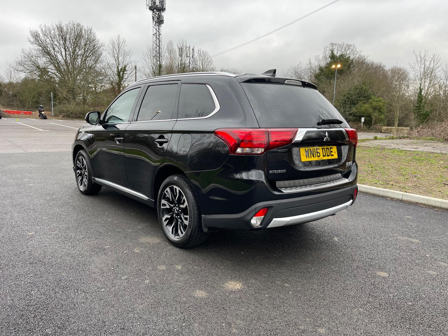 Used Mitsubishi Outlander 2016 for sale - 77612304: Photo 4