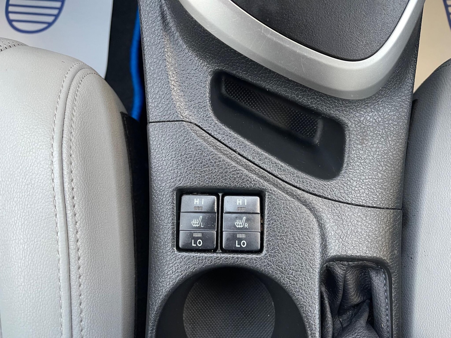 Used Toyota Auris 2014 for sale - 76398279: Photo 11