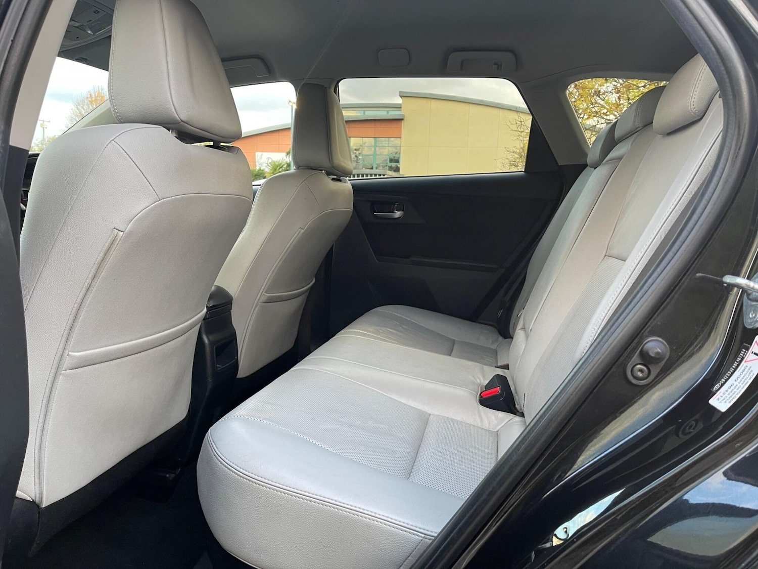 Used Toyota Auris 2014 for sale - 76398279: Photo 16