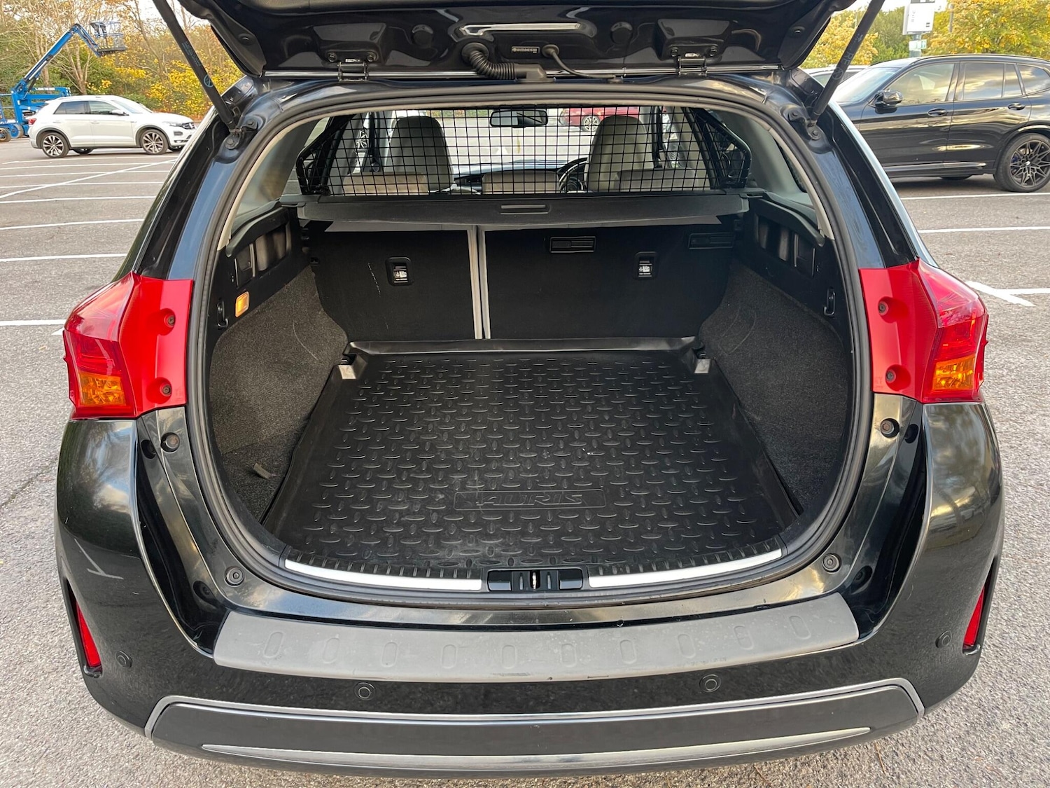 Used Toyota Auris 2014 for sale - 76398279: Photo 18