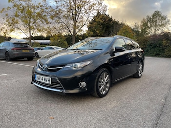 Used Toyota Auris 2014 for sale - 76398279: Photo