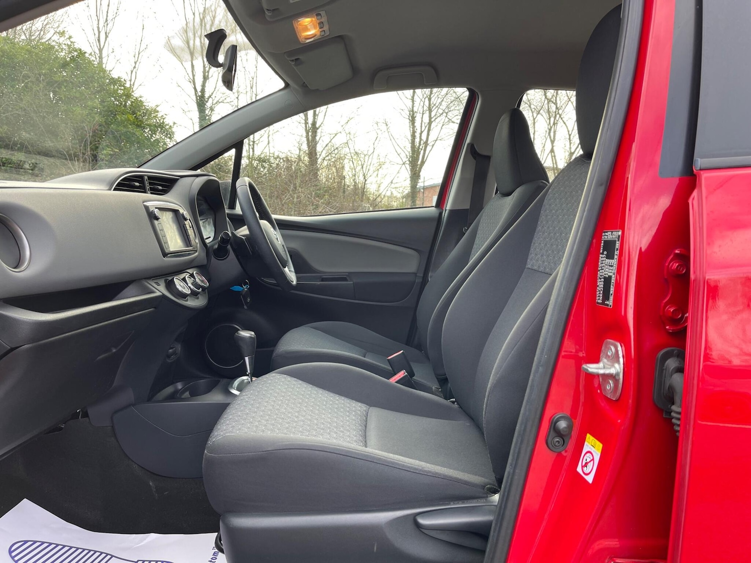 Used Toyota Yaris 2014 for sale - 77314748: Photo 12