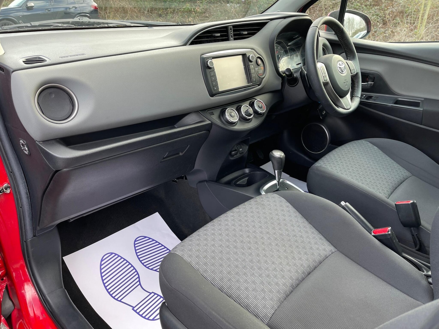 Used Toyota Yaris 2014 for sale - 77314748: Photo 8