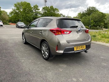 Used Toyota Auris 2013 for sale - 78585877: Photo