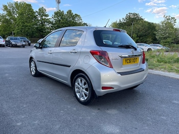 Used Toyota Yaris 2011 for sale - 78586862: Photo