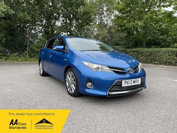 2013 (13) - 1.8 VVT-h Excel CVT Euro 5 (s/s) 5dr