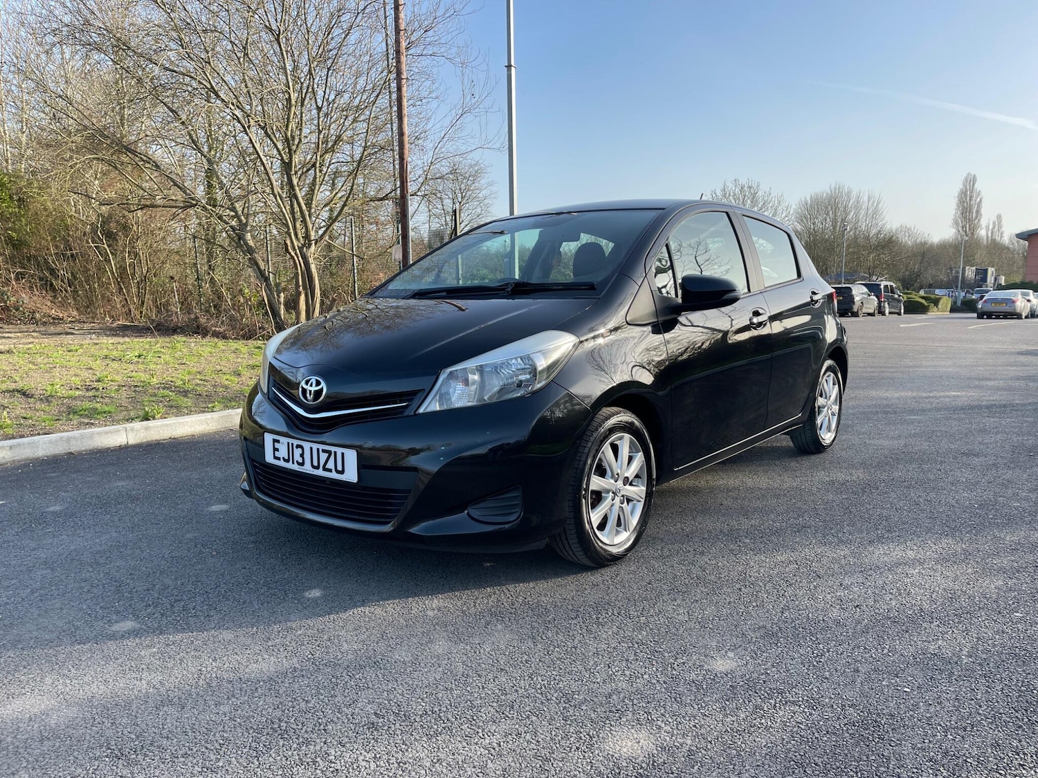 Used Toyota Yaris for sale - 77670389: Photo 3