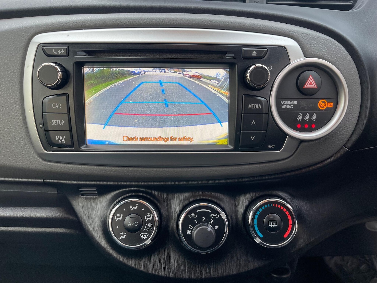 Used Toyota Yaris 2012 for sale - 76499182: Photo 12