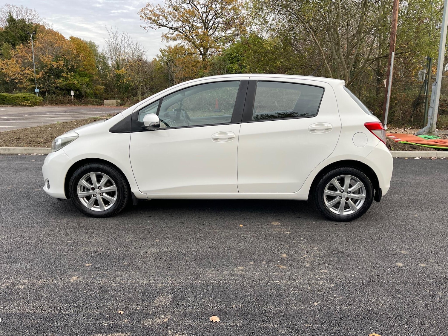 Used Toyota Yaris 2012 for sale - 76499182: Photo 18